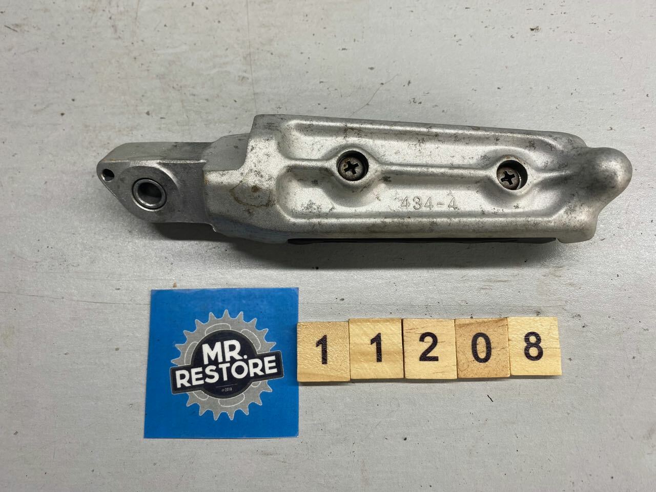 Suzuki GSX250FW Left Hand Footrest & Parts 