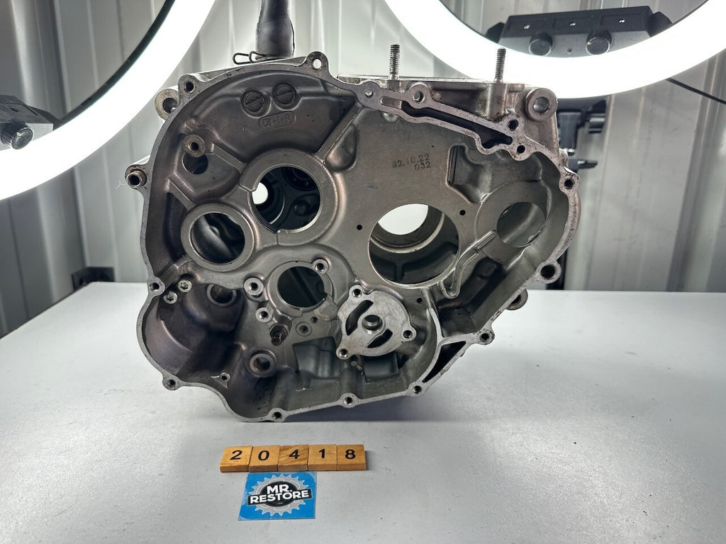 Suzuki DR350 '90-96' DR250 '90-94' Crankcases 11301-14882