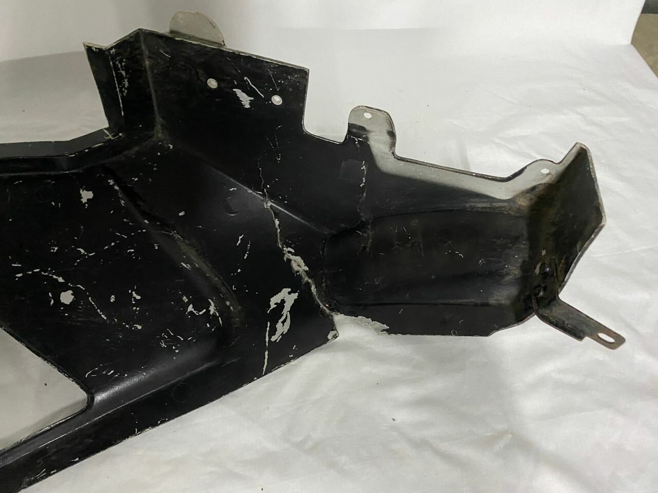Yamaha XJ650 Turbo L/H Fairing Panel 16G-2835N-00-20 - Damaged