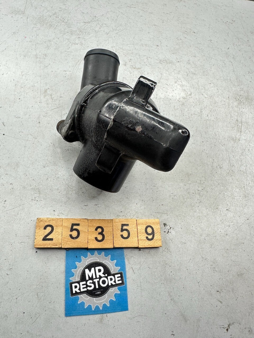 Yamaha V-Max 1200 VMX12 '85-95' XVZ1300 Thermostat Housing & Cover 26H-12417