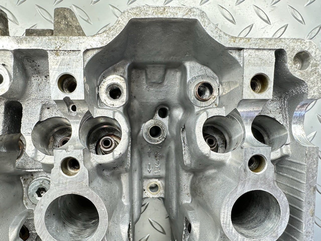 Honda CBR250R MC19 KY1 Cylinder Head