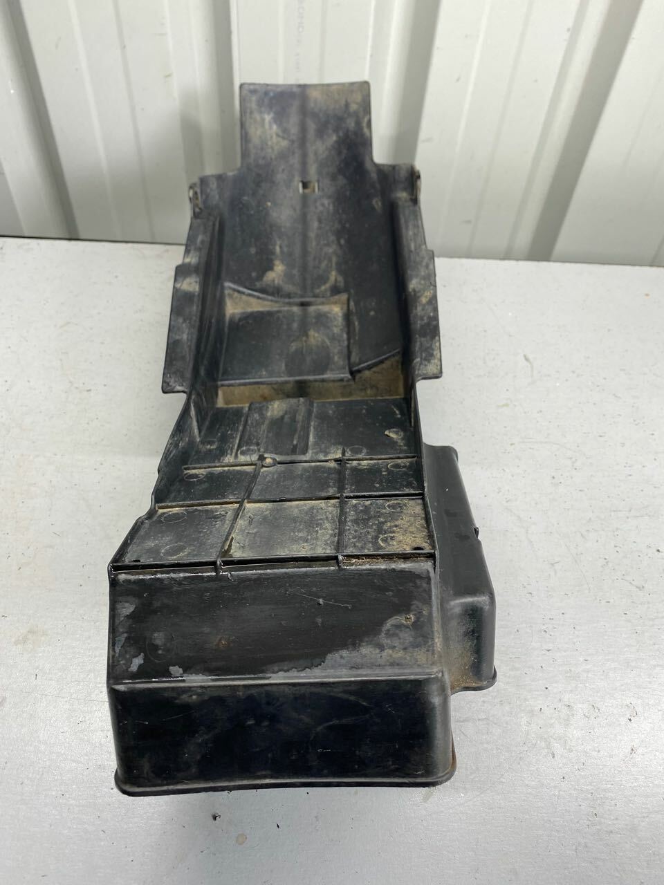 Yamaha FZR250 3LN Rear Under Fender