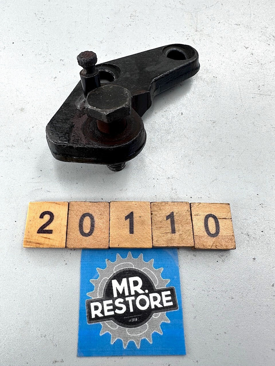 Yamaha TZR250 1986-88 1KT 2MA Side Stand Bracket, Bolt & Nut 2MA-27321
