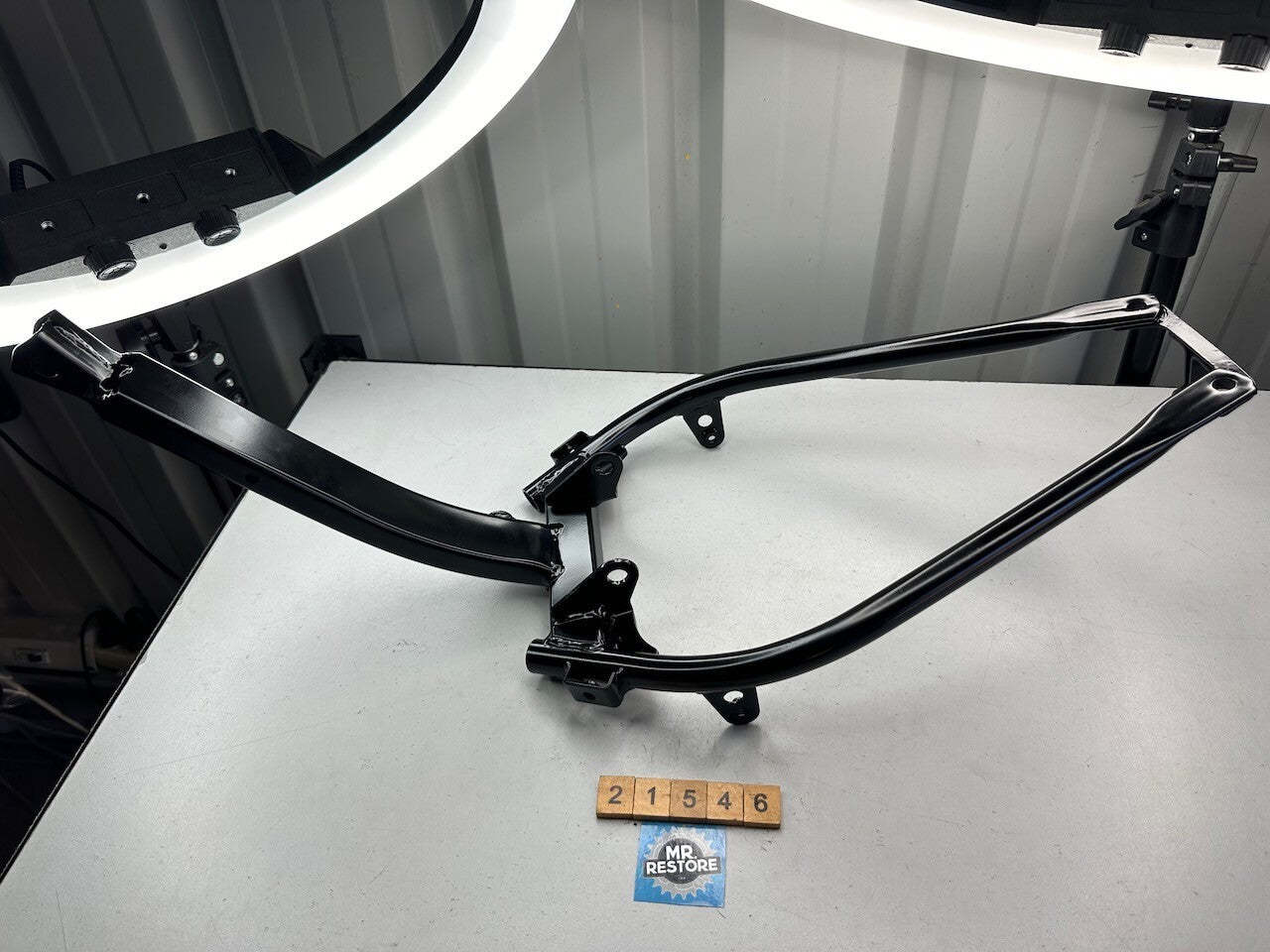 Yamaha TZR250 1KT 2MA Down Tube Engine Support 1KT-21140 (Painted)