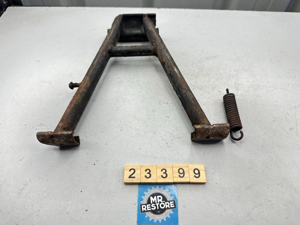 Yamaha V70 V80 V90 Main Centre Stand