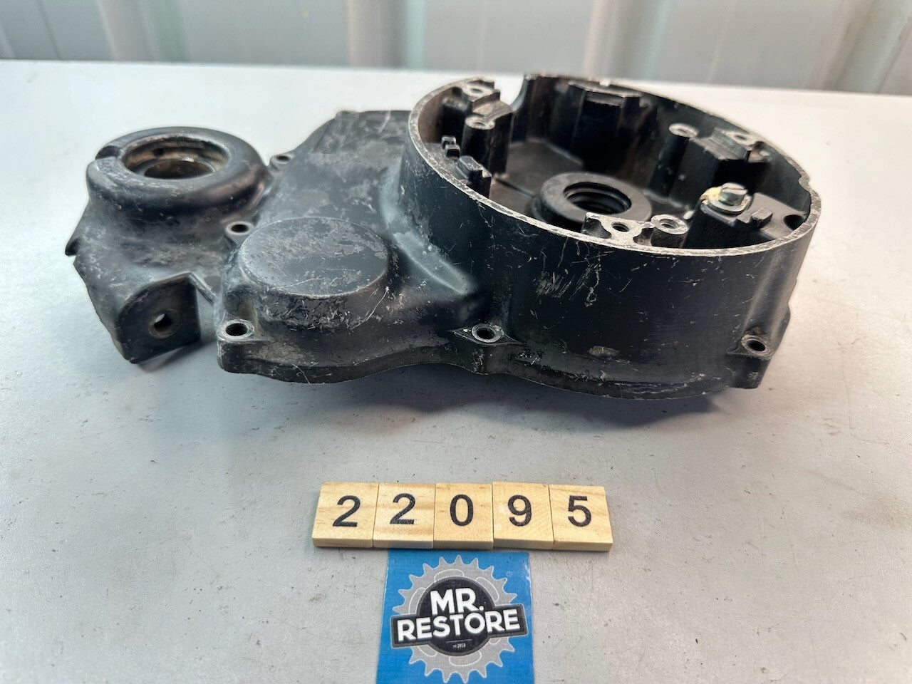Yamaha XS750 1977-78 Left Crankcase Magneto Cover 1J7-15410-01