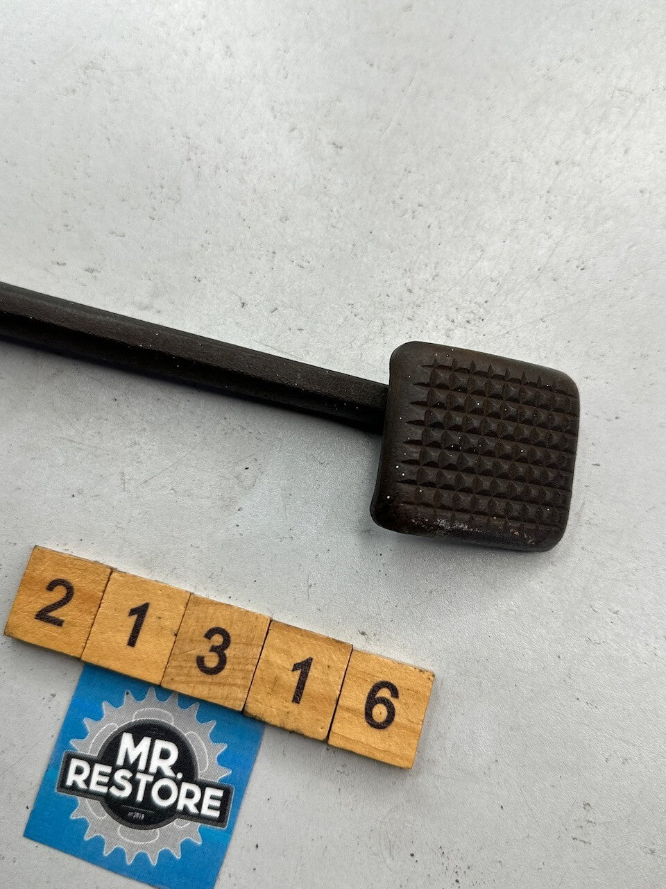 Kawasaki GPZ305 EX305 GPZ250 Belt Drive ER250 Z250 Brake Pedal 43001-1112