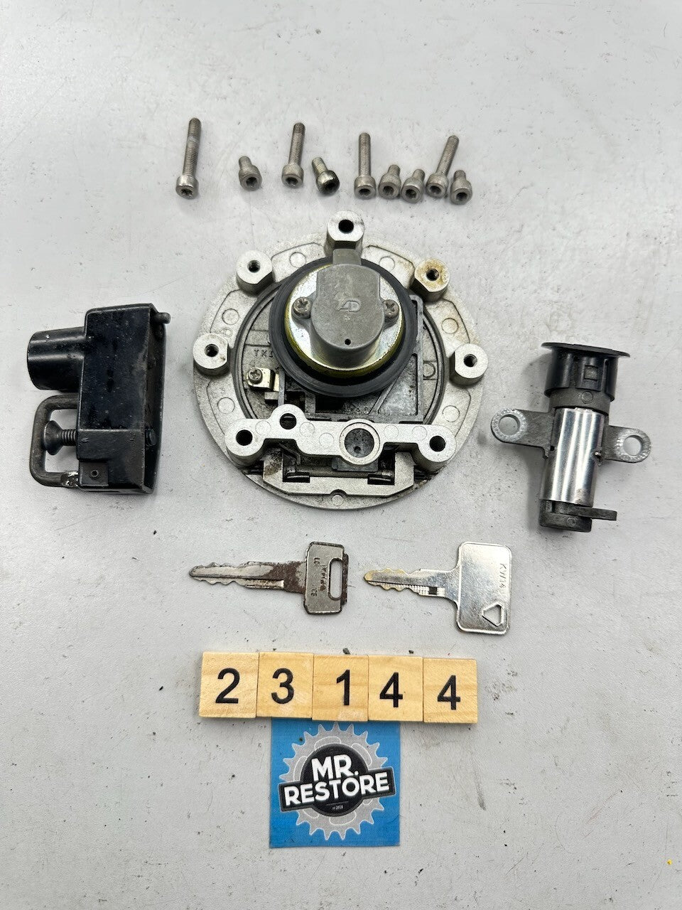 Yamaha TZR250 1986-88 1KT 2MA OEM Lock Set & Two Keys