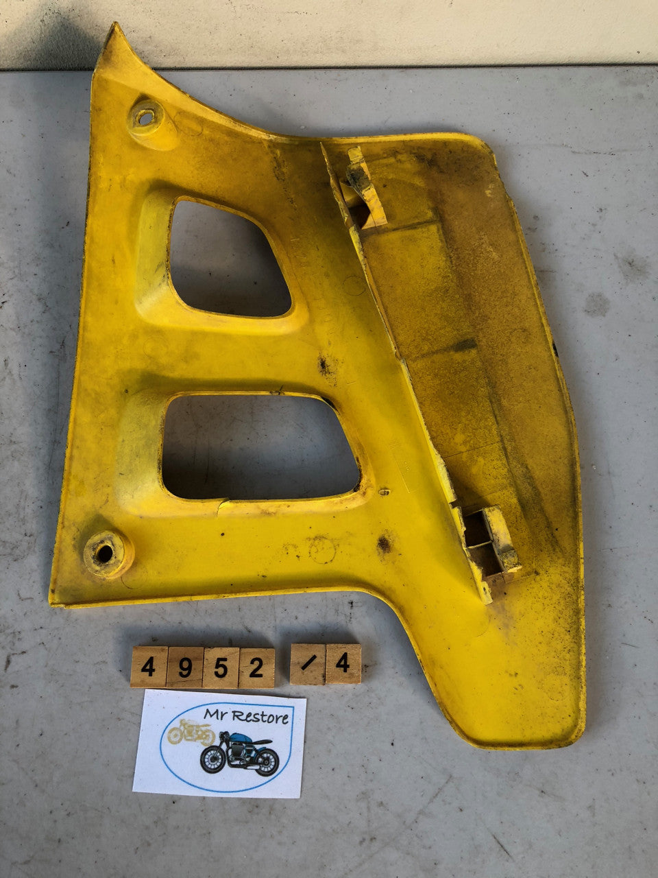 Suzuki TS200R L/H Cowl 17762-03D0 OEM