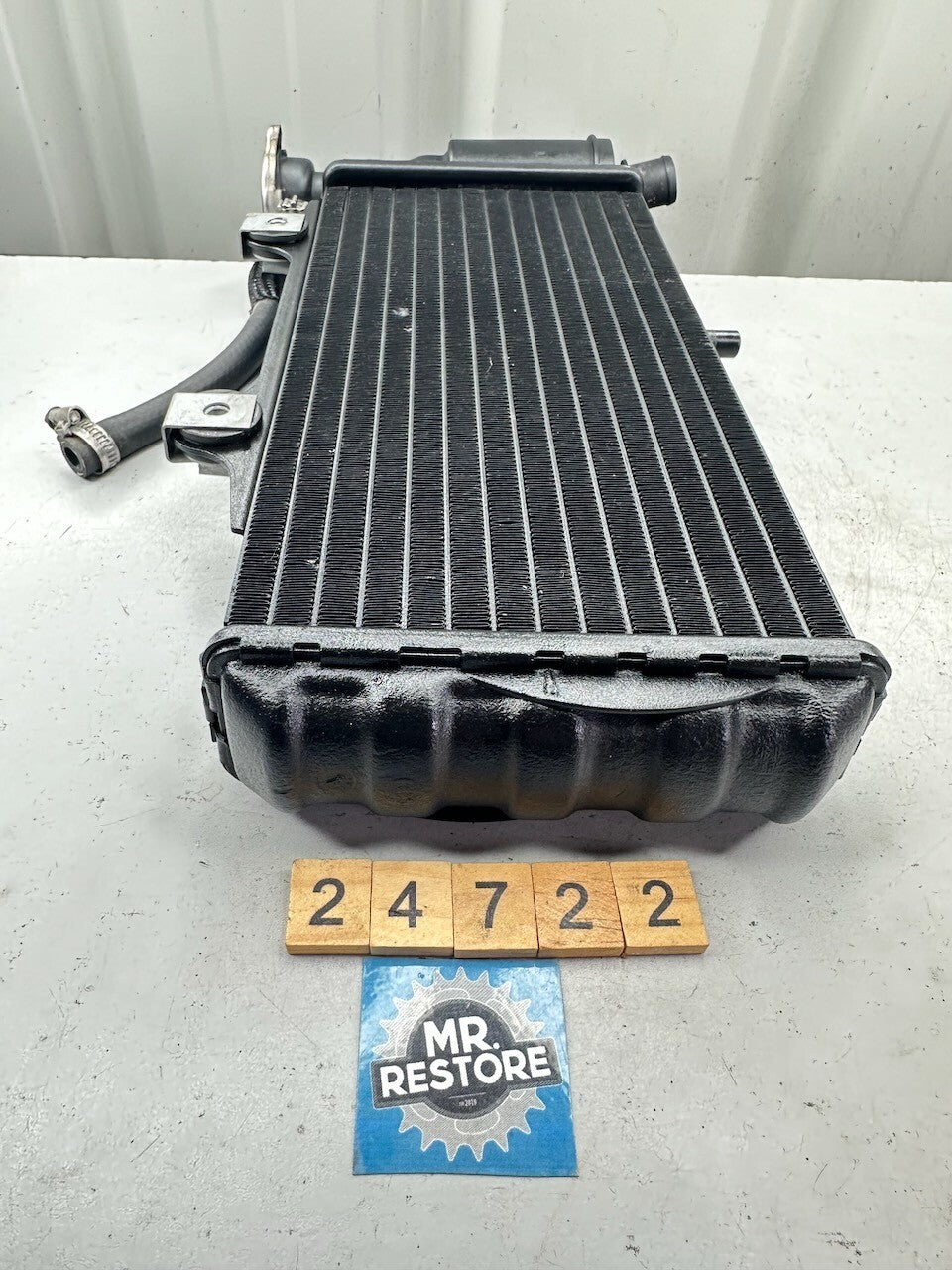BMW G650GS 2008-16  F650GS 1999-07 Radiator 17117652234 7661912-10