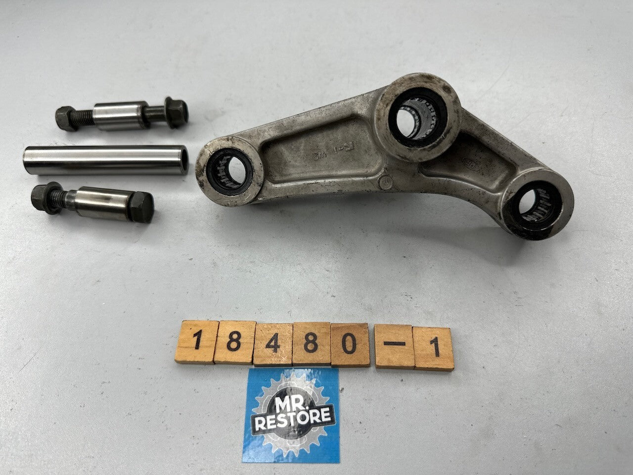 Yamaha TRX850 1995-99 Rear Shock Linkage Relay Arm Bushes & Bolts 4NX-2217A