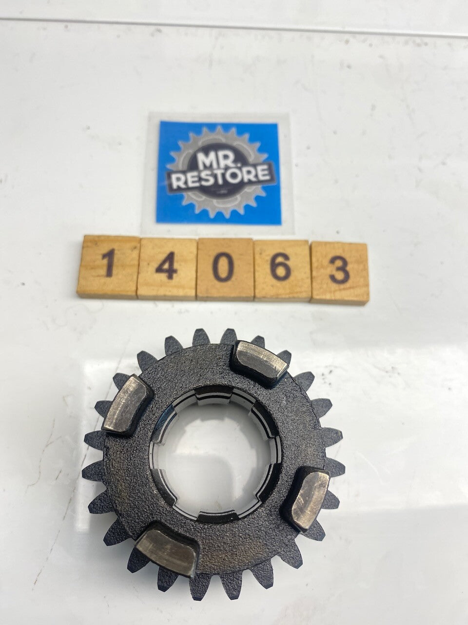 Yamaha RD500LC RZ500 RZV500R Transmission 5th Gear 24 tooth 47X-17251