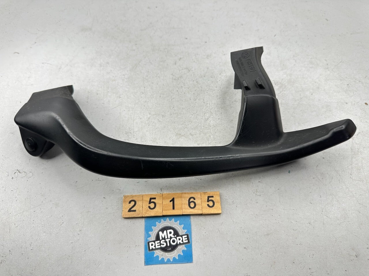BMW K1300R '07-15' K1200R '04-08' Right Grab Rail Handle 46547686620
