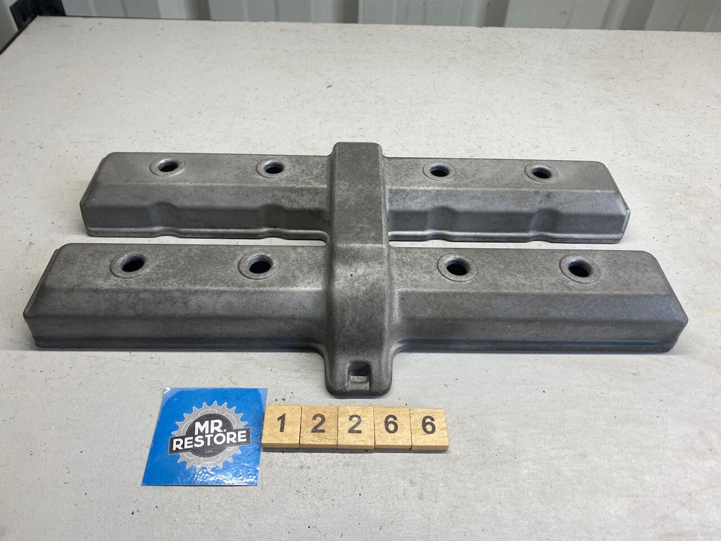 Yamaha FZR400 Cylinder Head Rocker Valve Cover 1WG-11191