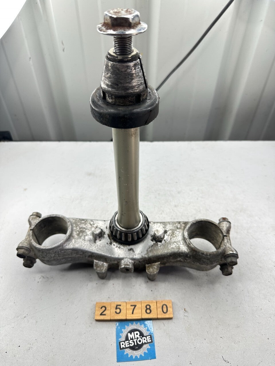 Kawasaki KX500 KX250 KX125 Triple Tree Fork Clamp Stem Under Holder 44037-1192