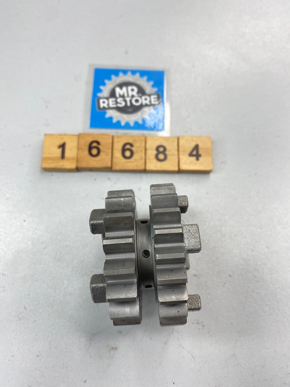Suzuki RGV250 1989-96 3rd & 4th Drive Gear (17/22T) 24231-12C01