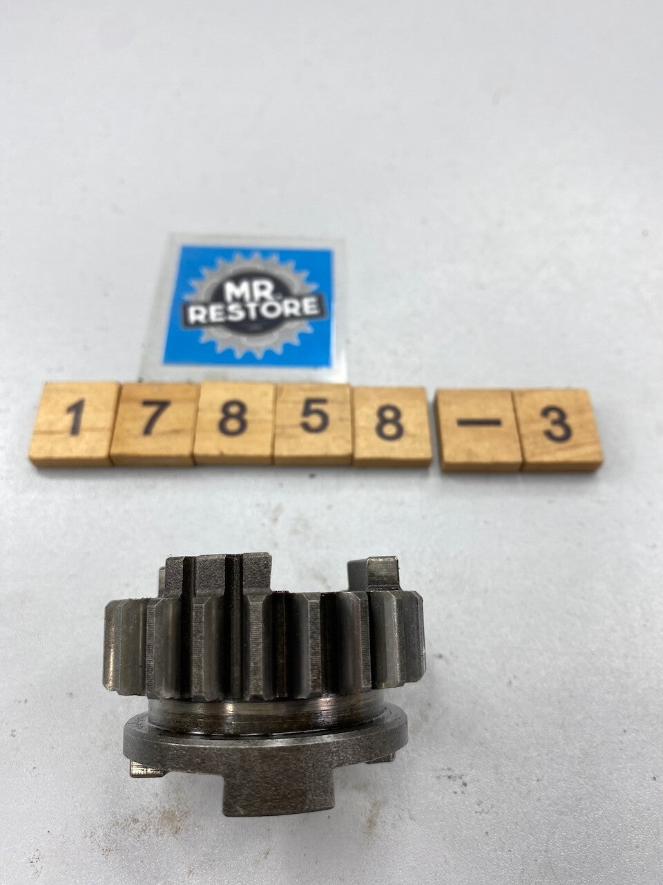 Yamaha SR500 SR400 XT500 TT500 Transmission 5th Wheel Gear 583-17251-01