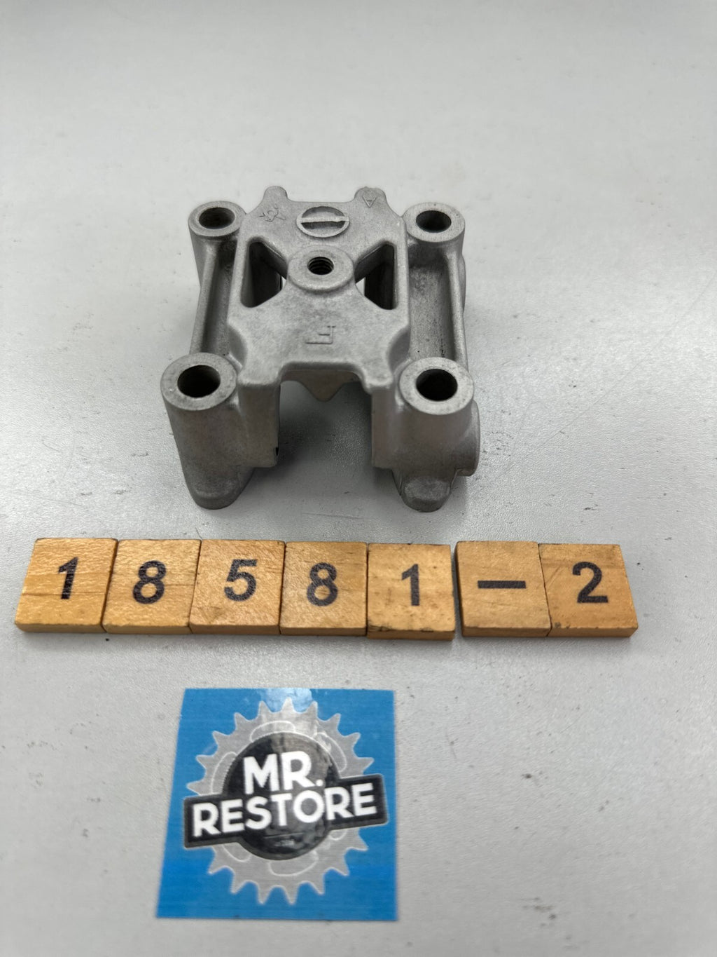 Honda CM250 CMX250 CB250 Camshaft / Rocker Arm Holder 12231-399-010