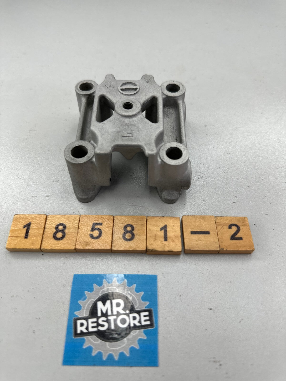 Honda CM250 CMX250 CB250 Camshaft / Rocker Arm Holder 12231-399-010