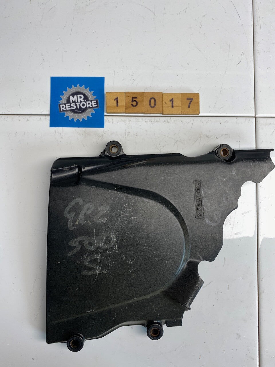 Kawasaki GPZ500S EX500 EX400 Chain Cover 14026-1128