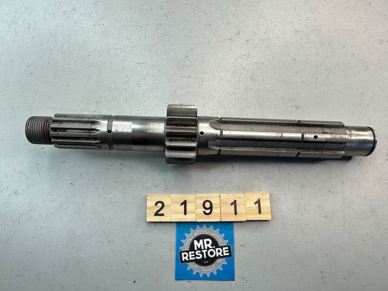 Kawasaki GPZ1100 Z1100 KZ1100 Z1000 KZ1000 Transmission Input Shaft 13127-1034