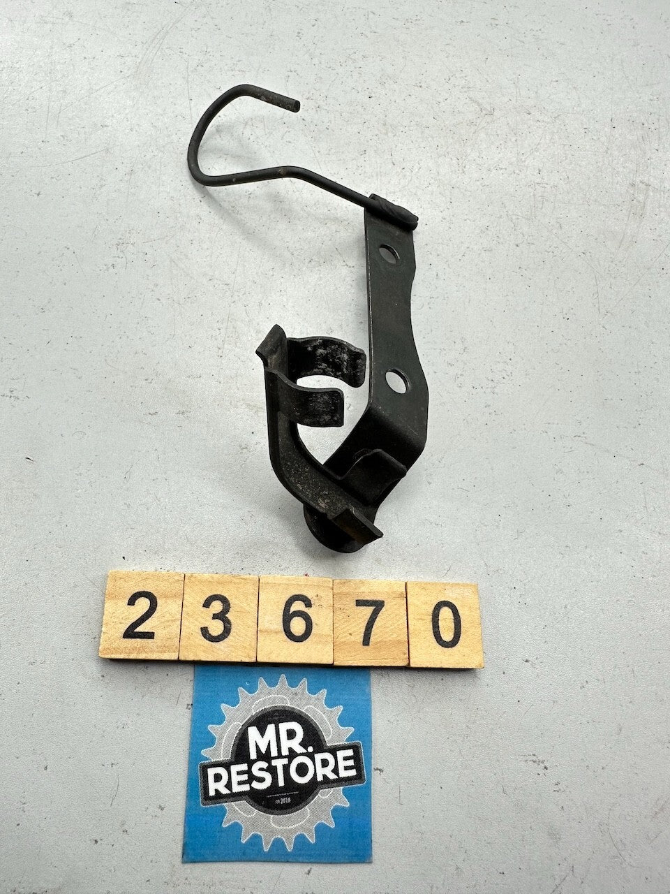 Kawasaki ZZR250 EX250 '90-07' Front Master Cylinder Bracket 11047-1125