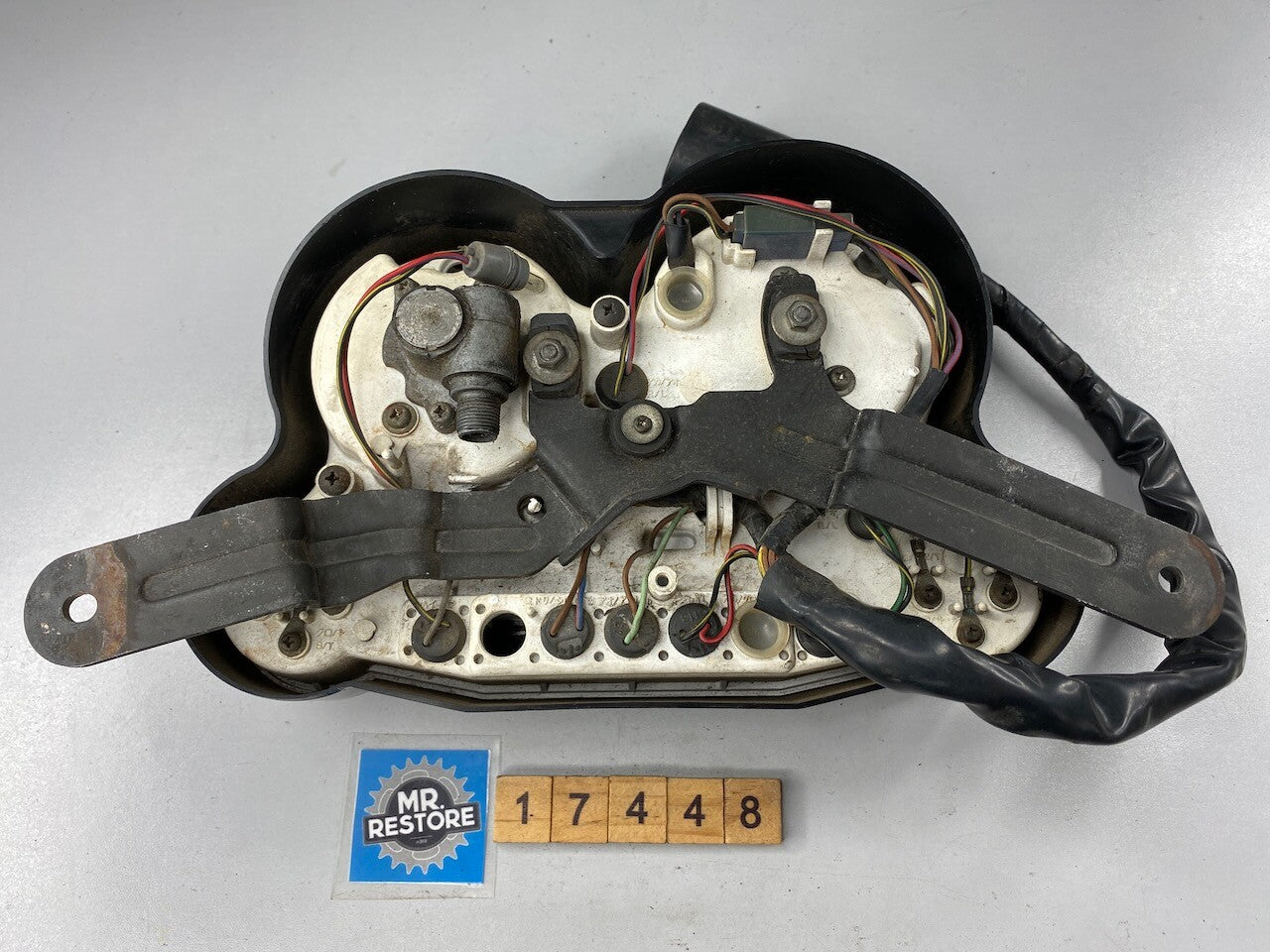 Kawasaki ZX10 Dashboard Meters Instruments KMH Only showing 15,000ks - tested