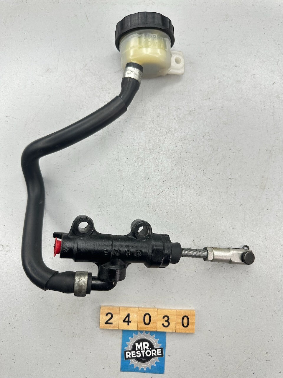 Triumph Daytona Speed Triple T300 Trident Trophy - Rear Brake Master Cylinder