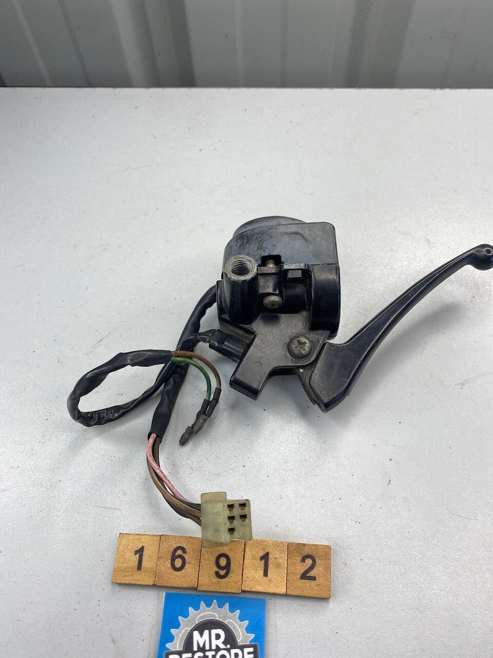 Yamaha Jog 1980s L/H Handlebar Switch & Lever