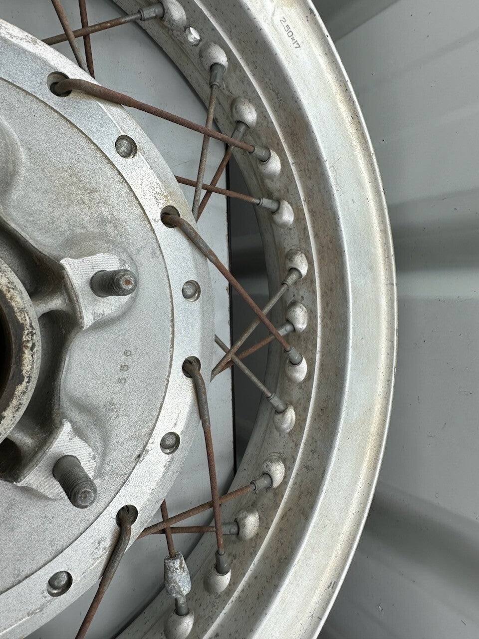 Honda GL1000 Goldwing 1975-77 17 x 2.50 D.I.D Rear Wheel 42601-371-315
