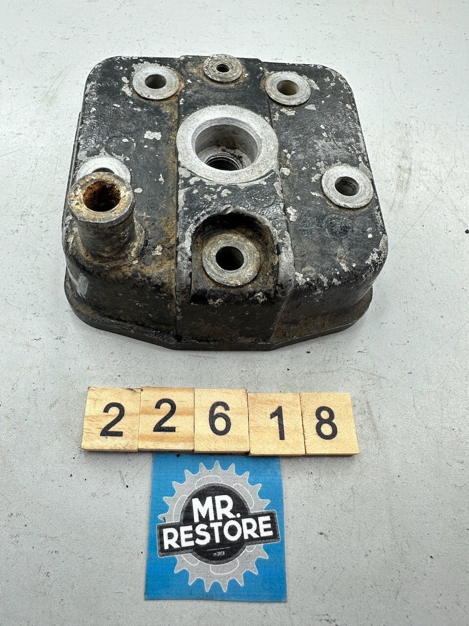 Yamaha YZ125H 1981 OEM Cylinder Head (4V2) 4V2-11111-00