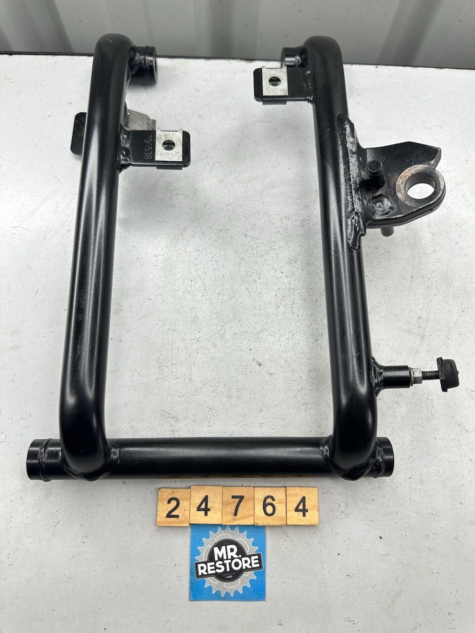 BMW G650GS 2008-16 F650GS 1999-07 Lower Frame Engine Support Mount 46537669900
