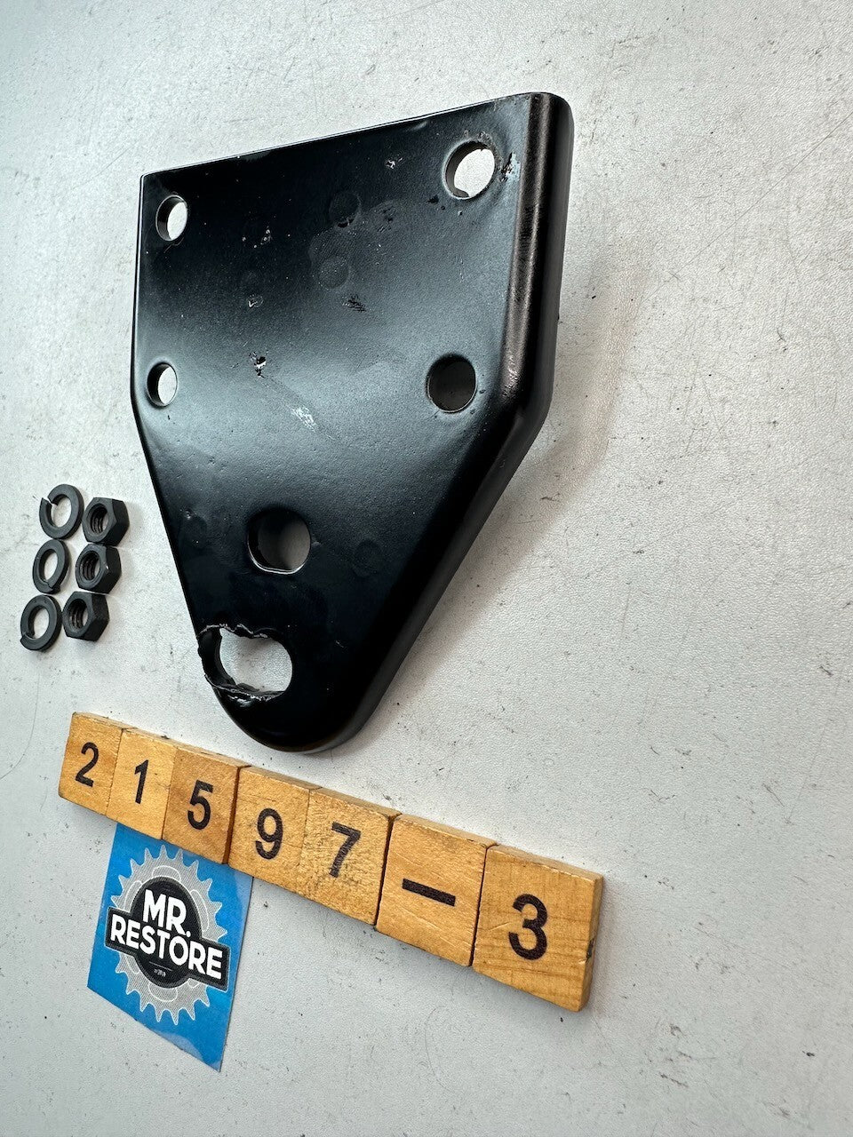 Suzuki GT250 OEM Exhaust Pipe Silencer Muffler Bracket & Nuts (painted)