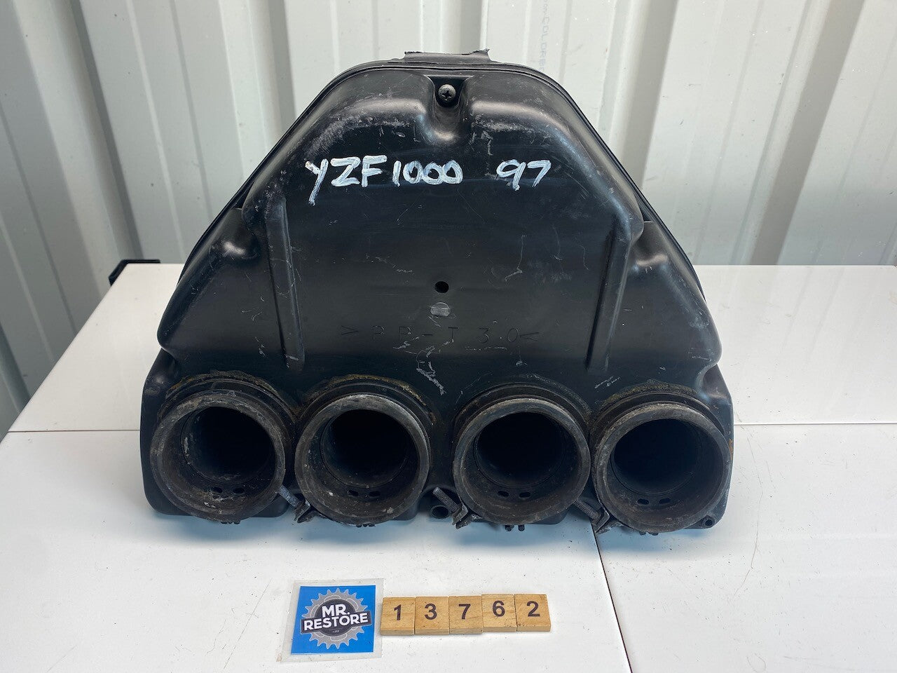 Yamaha YZF1000R 4SV Thunderace Air Cleaner Box 