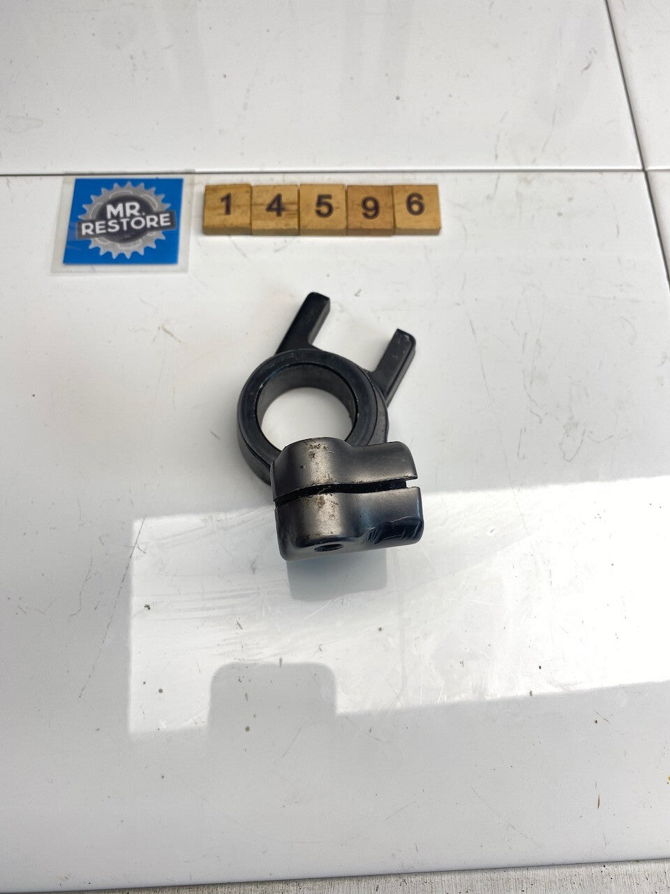 Kawasaki GPZ1100 ZX R/H Handlebar Mount 32mm