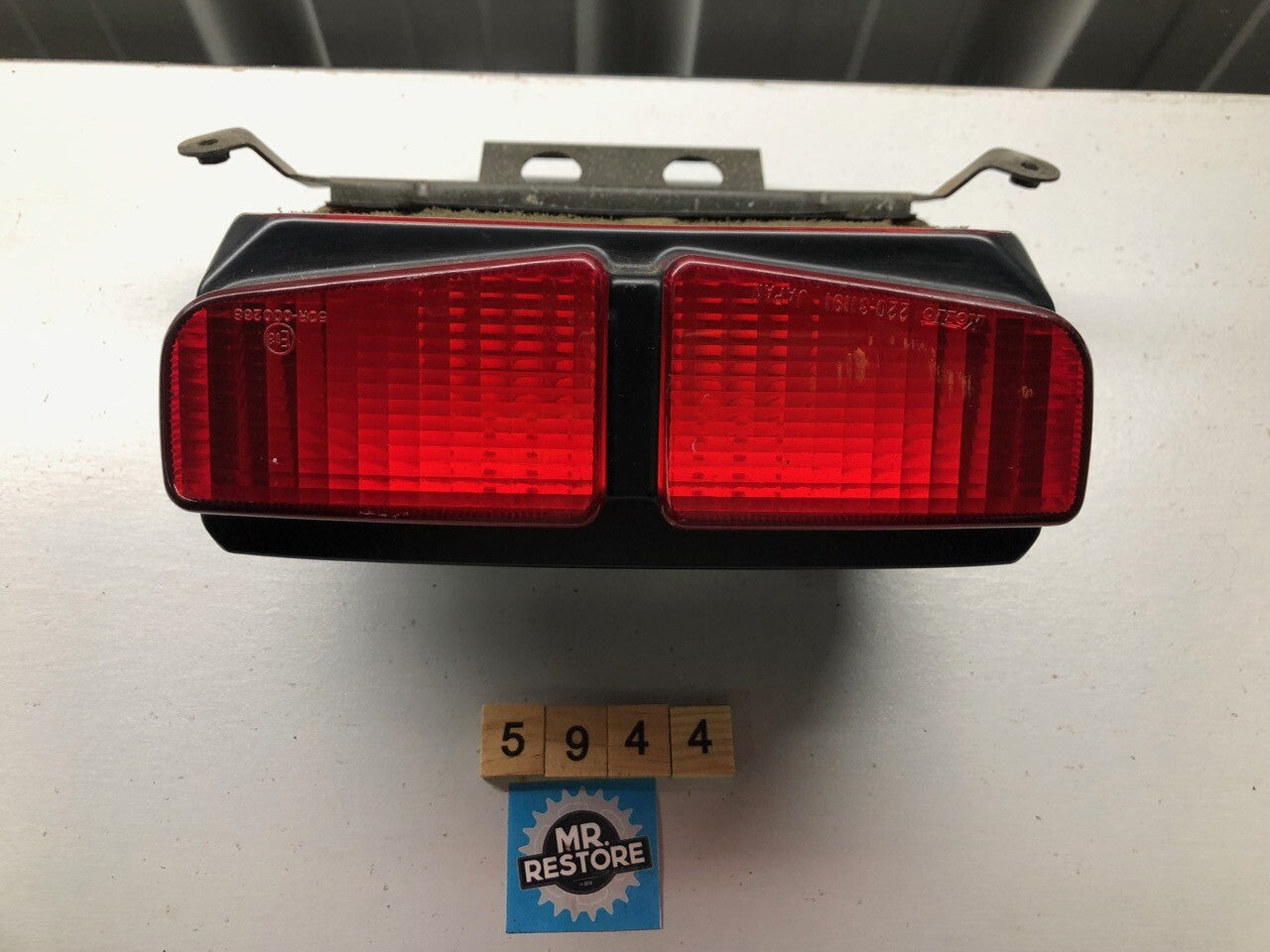 Yamaha 600 Fazer Rear Tail Light & Bracket with Original Koito Lens