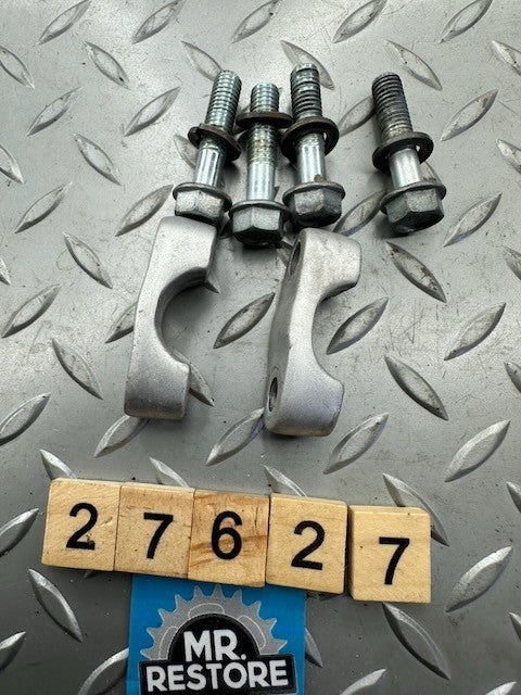 Yamaha TY250 RD400 YZ400 YZ250 DT400 DT250 TT500 Handlebar Clamps OEM