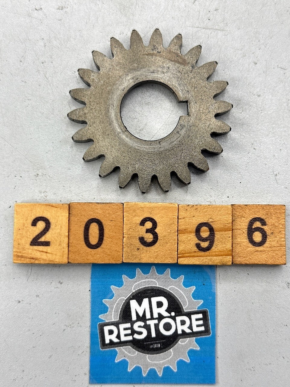 Suzuki DR350 '90-96' DR250 '90-94 Primary Drive Gear (22T) 21111-14D00