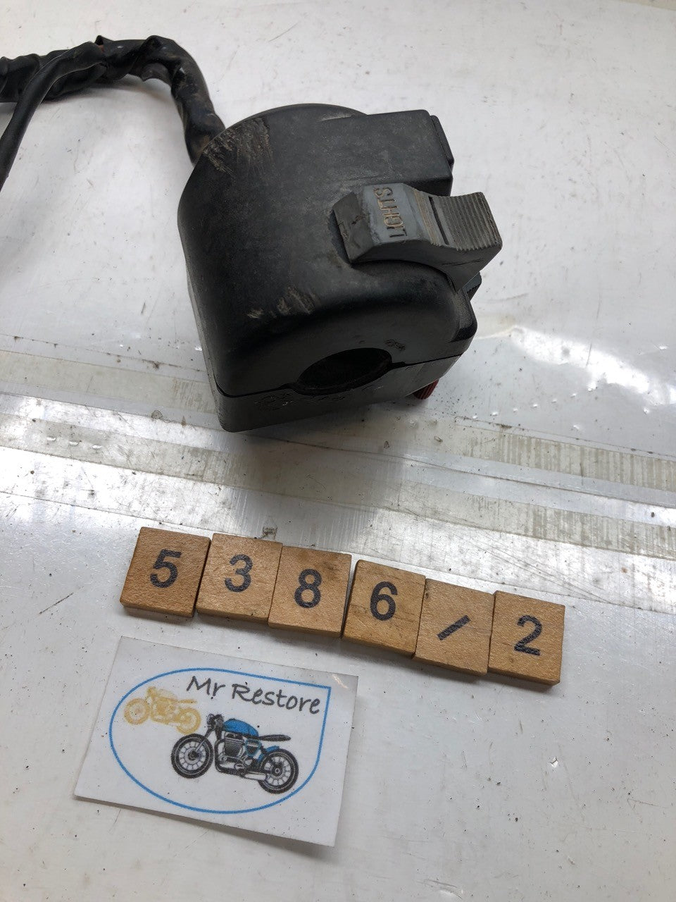 Kawasaki GPZ550 Z750 LTD LH switch gear - Horn Pass Turn Lights