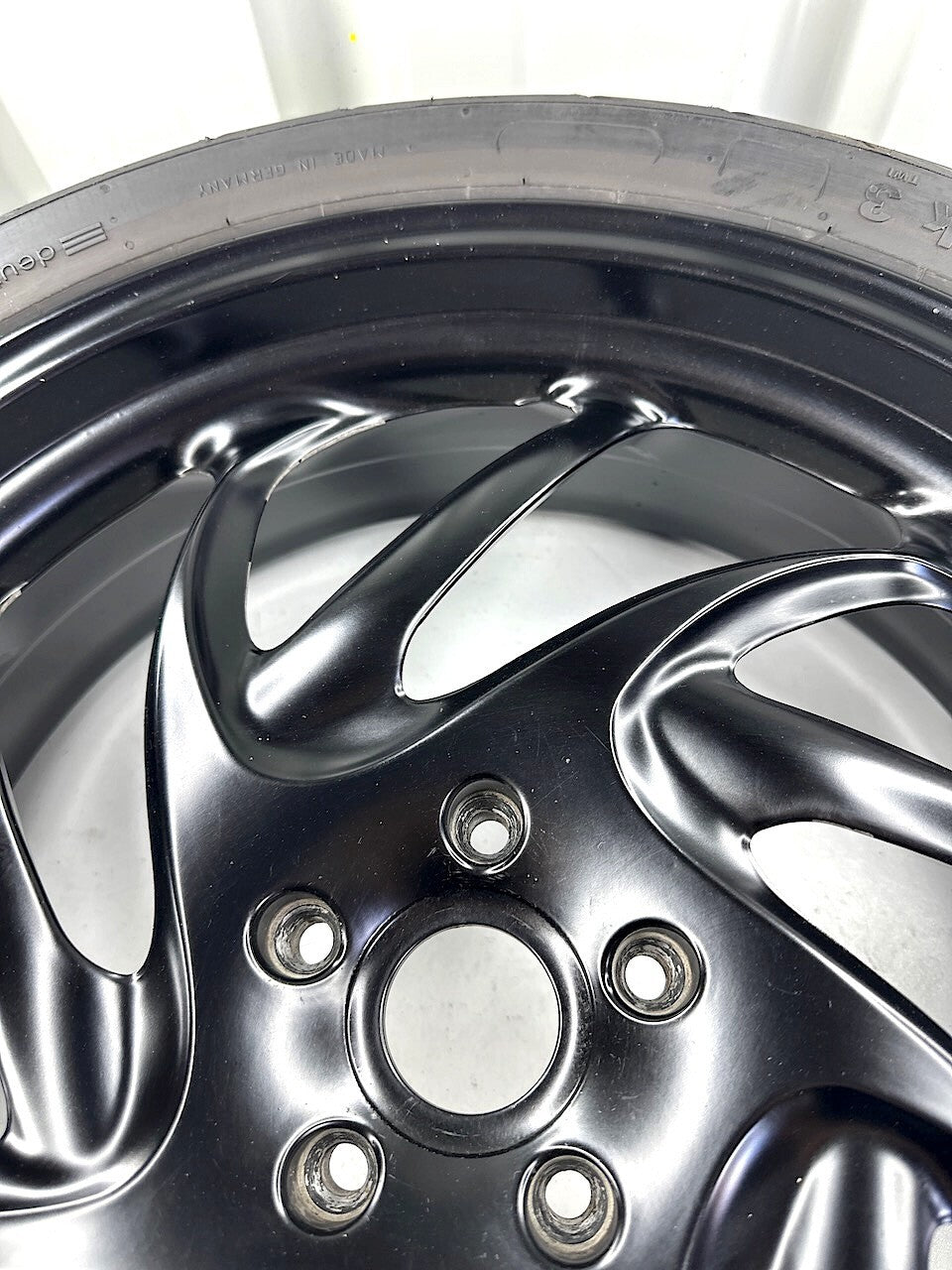 BMW F800S Rear Wheel With Good Condition Continental Tyre Fitted 7589363