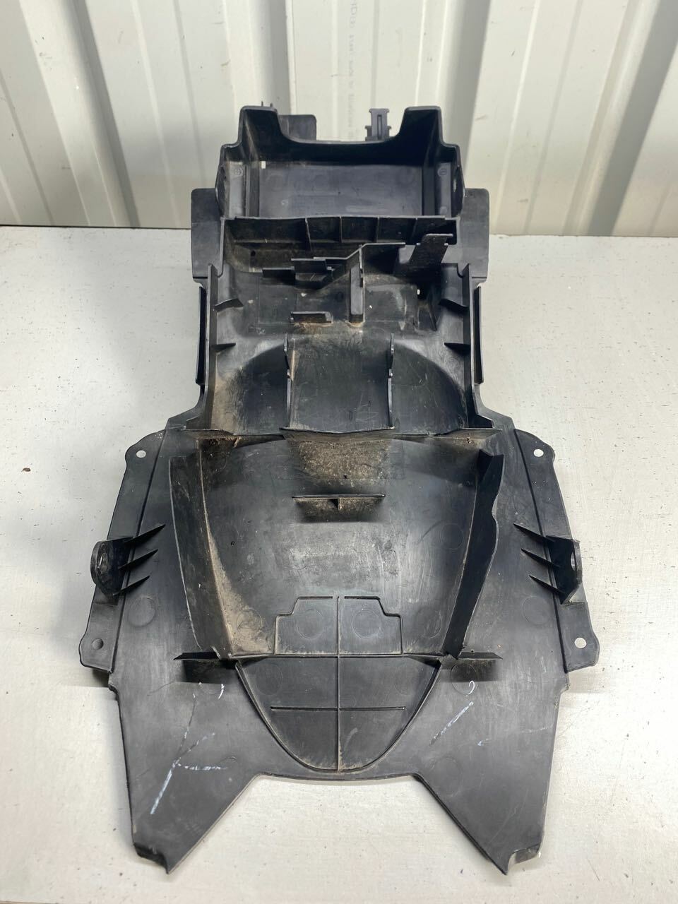 Suzuki SV1000 SV650 Battery Box & Rear Fender Guard 63111-16G0