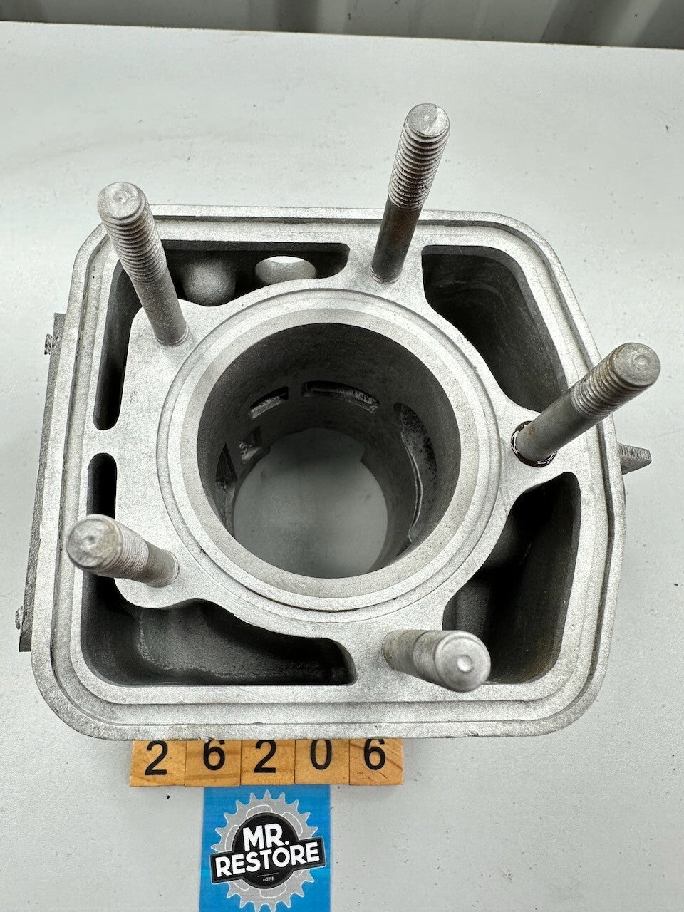Yamaha YZ125 H 1981 Cylinder 4V2 4V2-11311-00 @ 56.7mm (re-bore required)