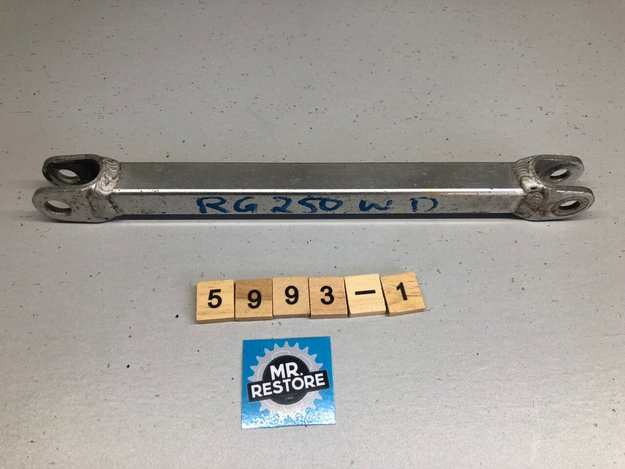 Suzuki RG 250 Gamma Rear Brake Torque Bar OEM