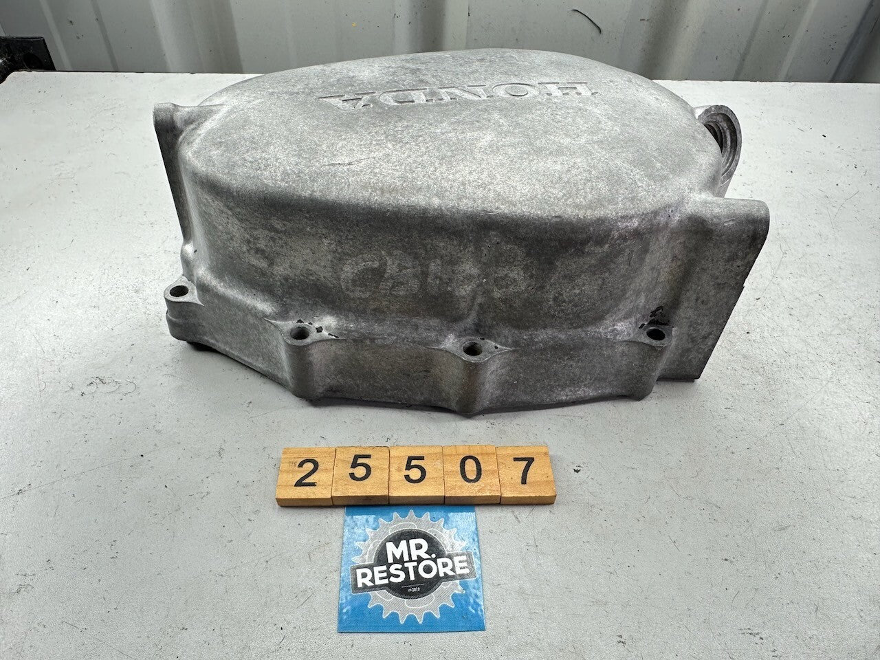 Honda CB100 SL100 CL100 Clutch Cover 11330-107  11330-107-000
