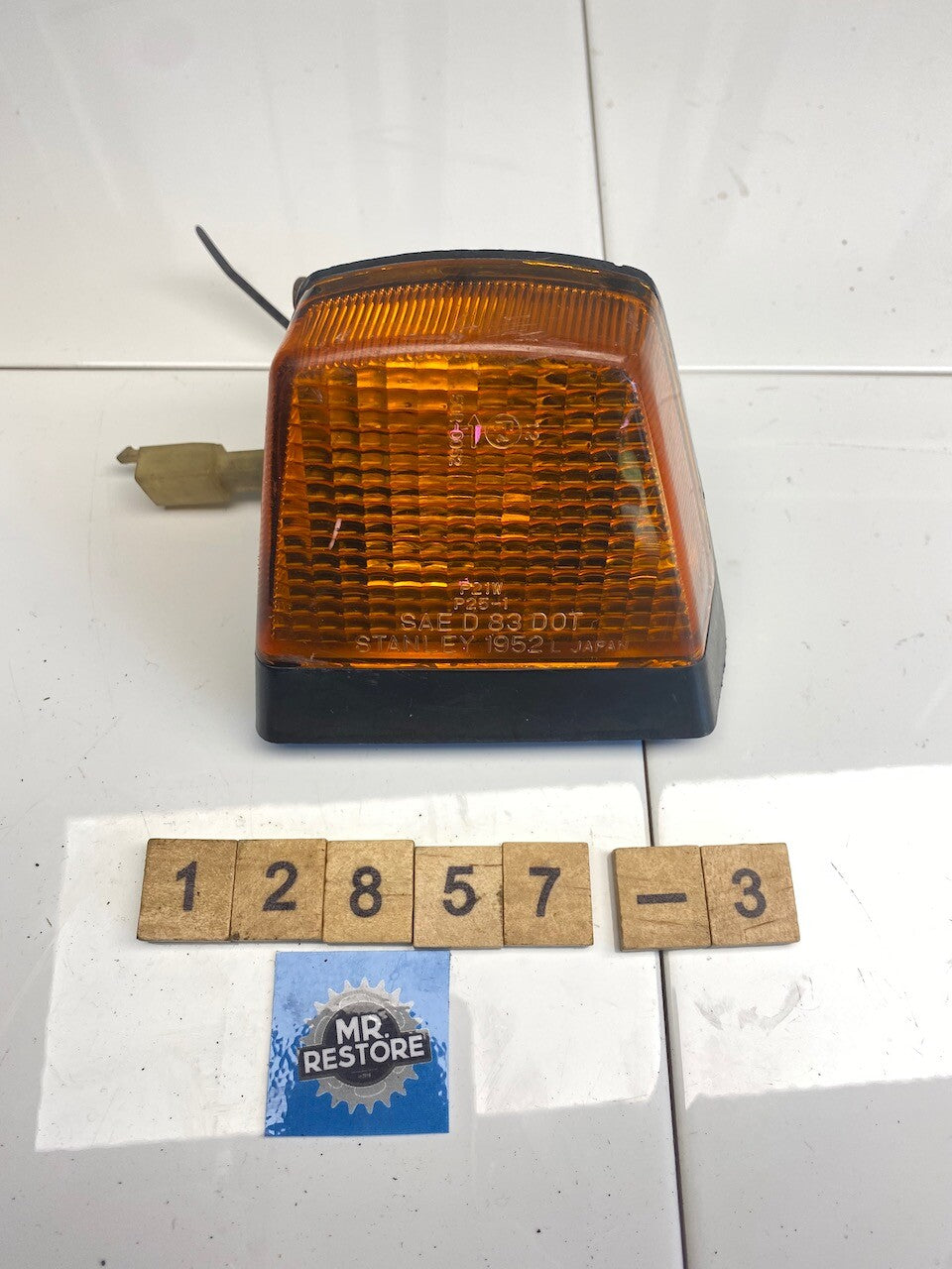 Kawasaki GPZ1000 RX Rear L/H Indicator & Bulb Holder Loom 23040-1123