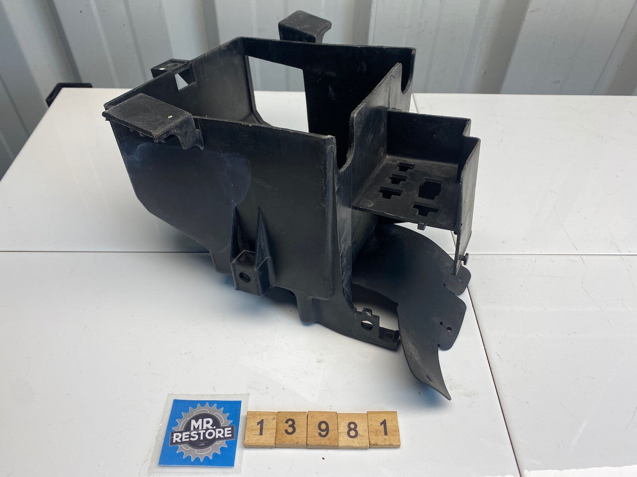 Honda CBR600F 1994-98 Battery Holder Box 50325-MAL-600