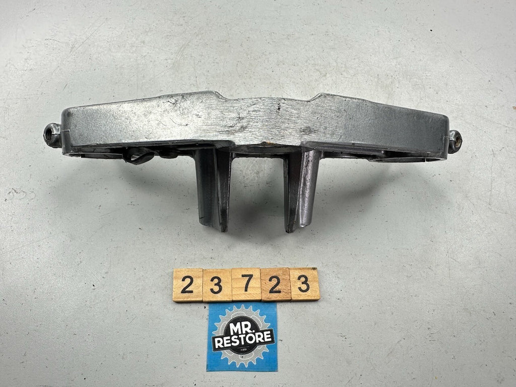 Kawasaki ZZR250 ZX250 EX250 Upper Triple Tree Fork Clamp 44039-1202-GD