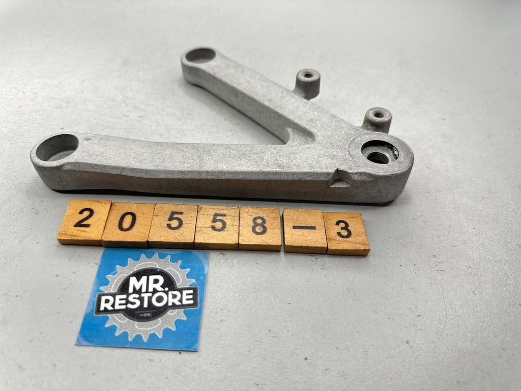 Honda CBR250RR MC22 L/H Footrest Foot Peg Bracket OEM 50700-KAZ