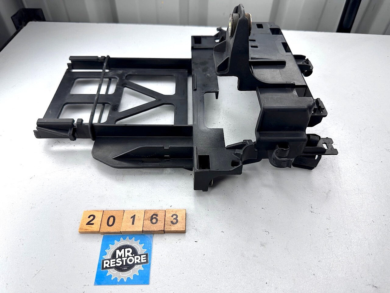 BMW F800S F800ST F800R F800GT Central Chassis Control Unit Holder Bracket
