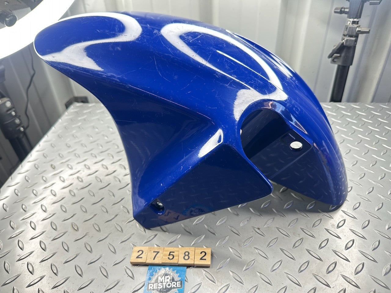Honda CBR600R 2001-06 OEM Front Mudguard Fender 61100-MBWG-D200